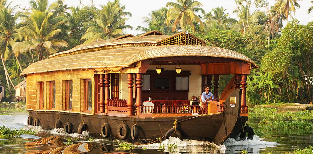 Alleppey houseboat cruise