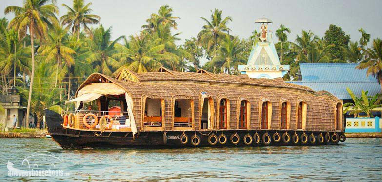 two-bedroom-deluxe-kerala-houseboats