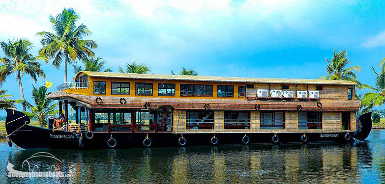 six bedroom deluxe kerala houseboats