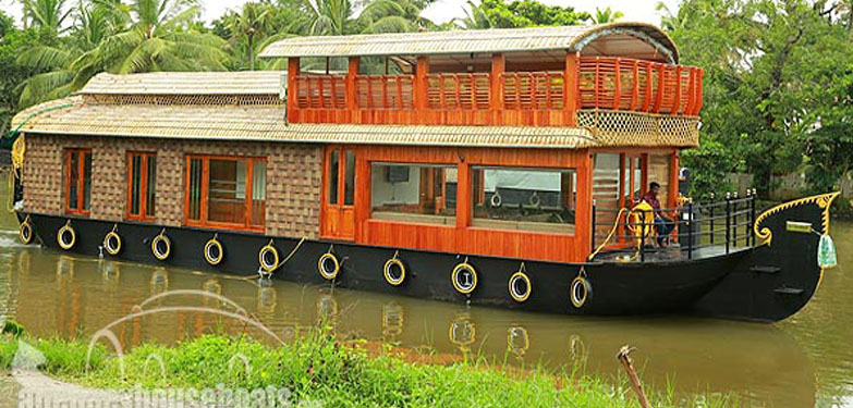 one bedroom super luxury kerala house boats
